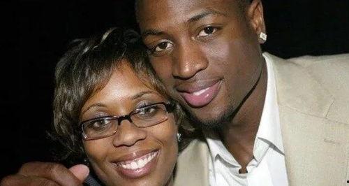 西奥与前妻离婚的爆料视频,爆料视频揭露惊人真相